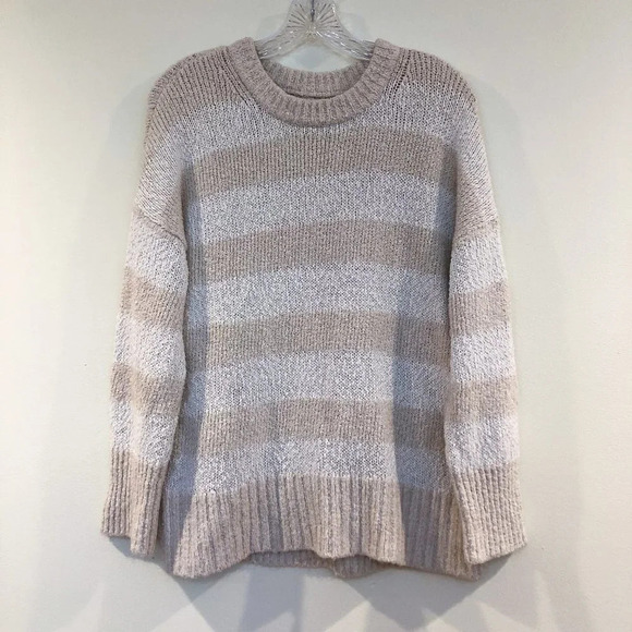 Sold - Picture 3 of 7